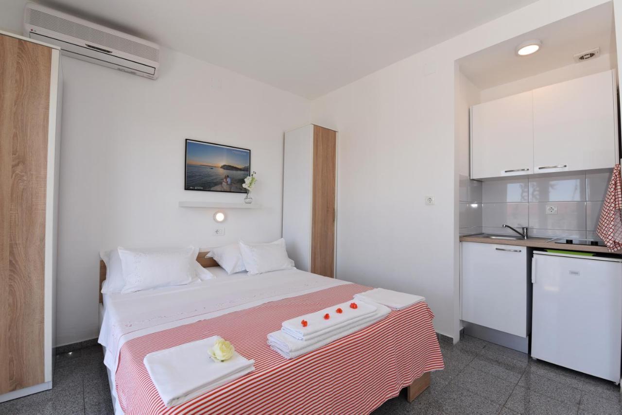 Makarska Sea View Rooms Eksteriør billede